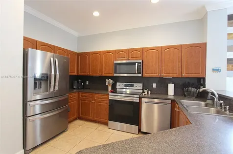 1035 NW 7th Terrace Fort Lauderdale FL 33311