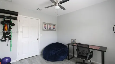 1035 NW 7th Terrace Fort Lauderdale FL 33311