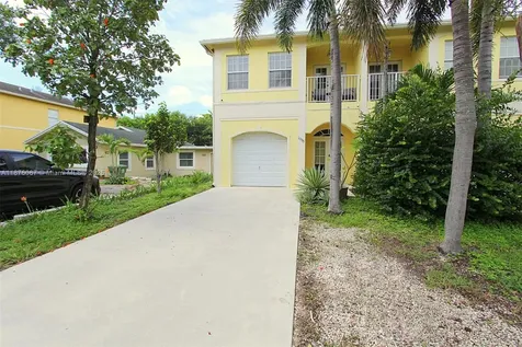 1035 NW 7th Terrace Fort Lauderdale FL 33311