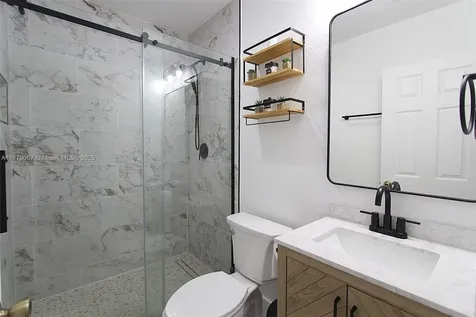 1035 NW 7th Terrace Fort Lauderdale FL 33311