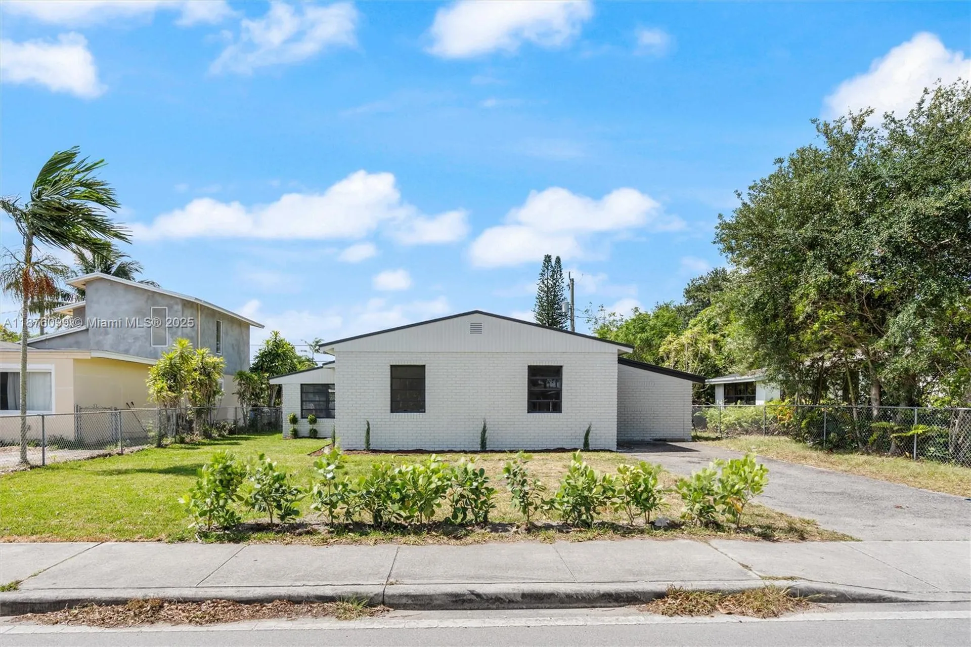 3230 Taft Street Hollywood FL 33021