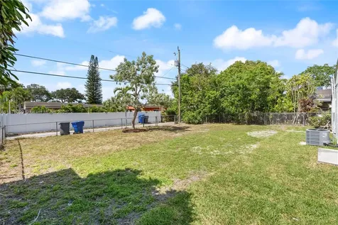3230 Taft Street Hollywood FL 33021