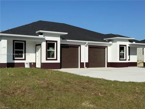 832 Holmes Avenue Lehigh Acres FL 33974