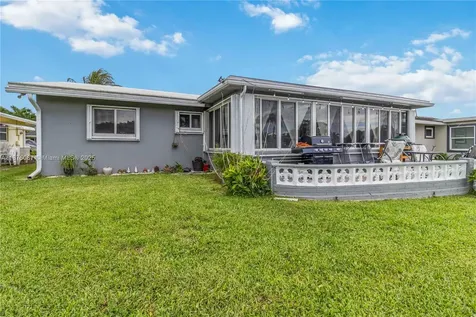 4507 NW 44th Street Tamarac FL 33319