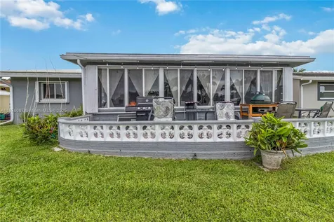 4507 NW 44th Street Tamarac FL 33319