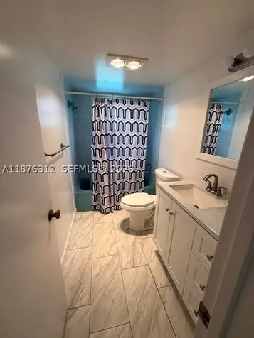 1025 SE 4th Avenue Dania Beach FL 33004