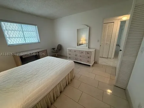 1025 SE 4th Avenue Dania Beach FL 33004
