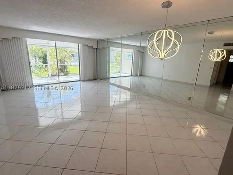 1025 SE 4th Avenue Dania Beach FL 33004