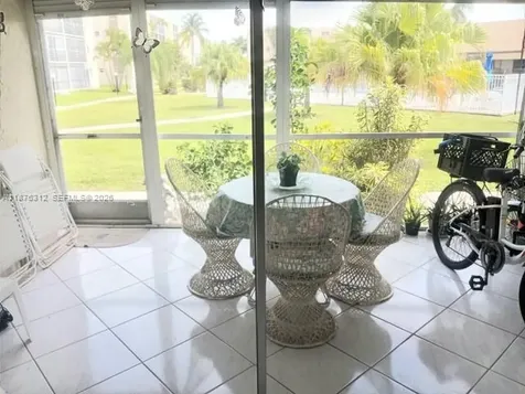 1025 SE 4th Avenue Dania Beach FL 33004