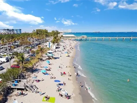 1025 SE 4th Avenue Dania Beach FL 33004