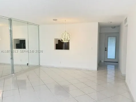 1025 SE 4th Avenue Dania Beach FL 33004