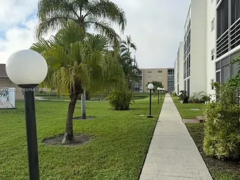 1025 SE 4th Avenue Dania Beach FL 33004