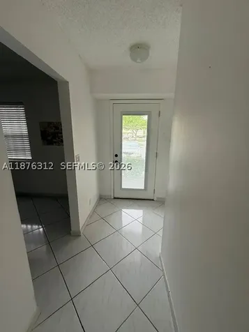 1025 SE 4th Avenue Dania Beach FL 33004
