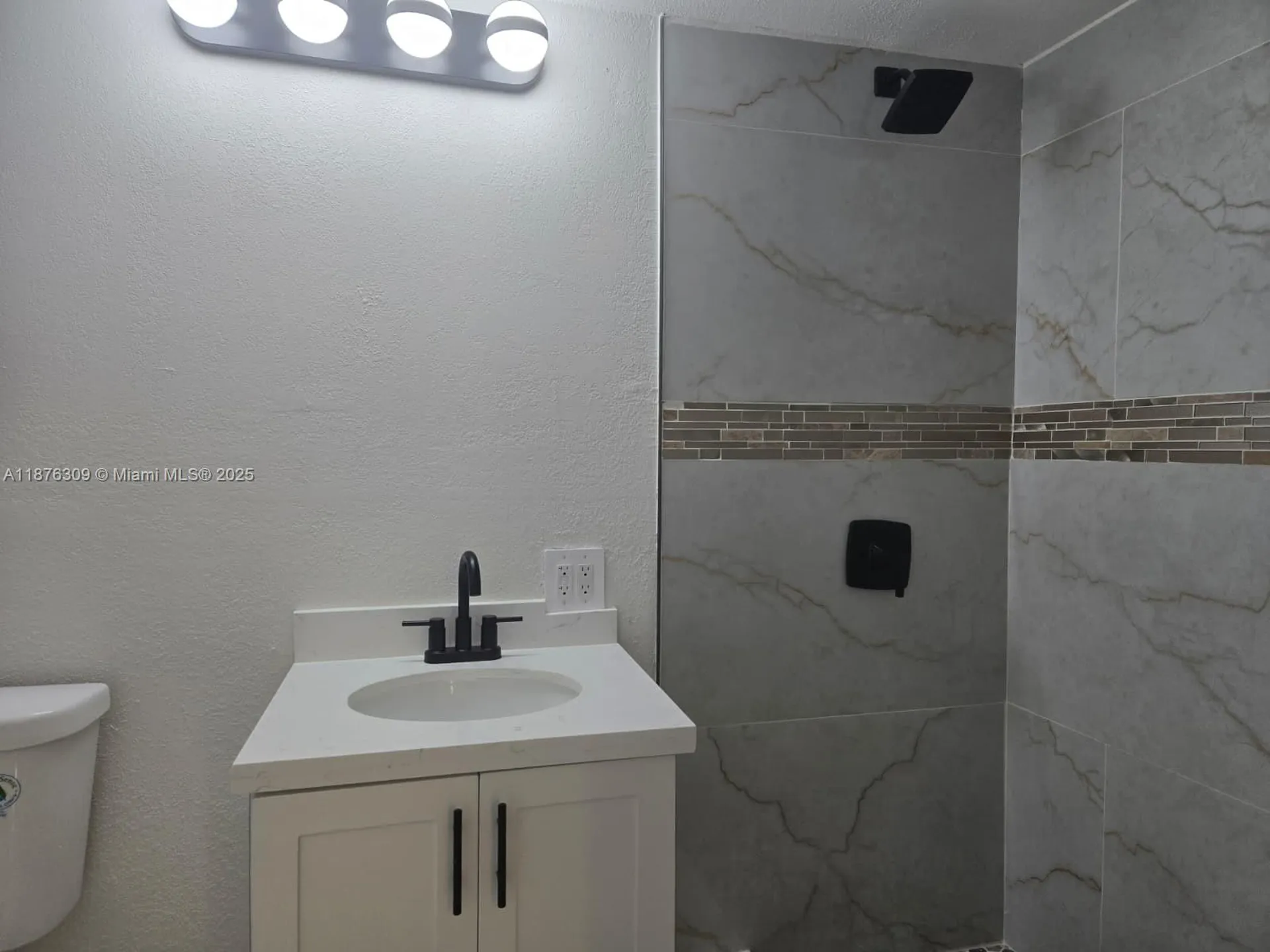 6400 Meade Street Hollywood FL 33024