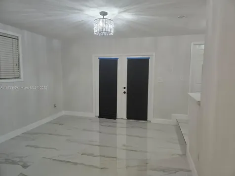 6400 Meade Street Hollywood FL 33024