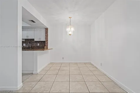 2607 NW 47th Lane Lauderdale Lakes FL 33313