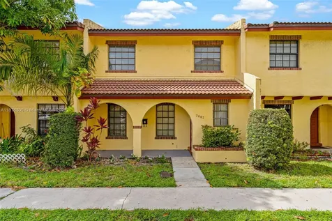 2607 NW 47th Lane Lauderdale Lakes FL 33313