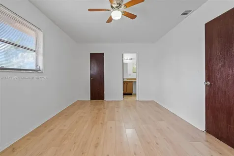 2607 NW 47th Lane Lauderdale Lakes FL 33313