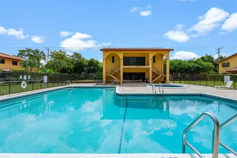 2607 NW 47th Lane Lauderdale Lakes FL 33313