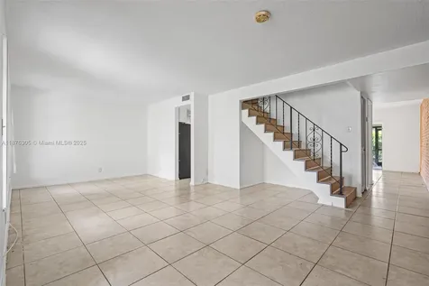 2607 NW 47th Lane Lauderdale Lakes FL 33313