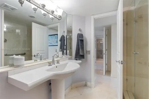 2200 S Ocean Lane Fort Lauderdale FL 33316