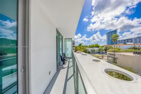 Miami FL 33137