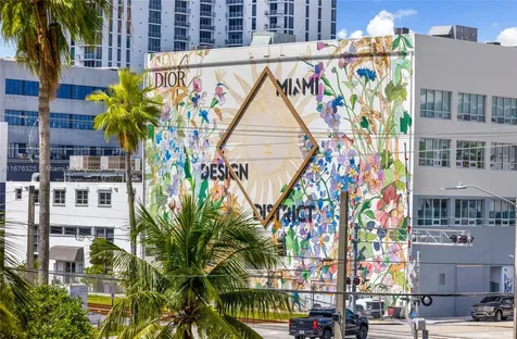 Miami FL 33137