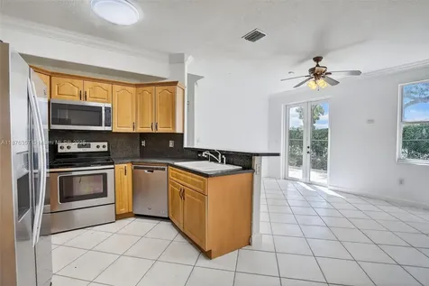 3306 SW 171st Terrace Miramar FL 33027