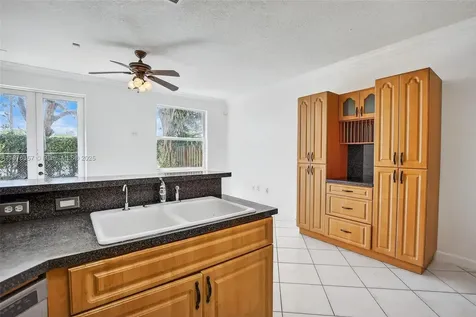 3306 SW 171st Terrace Miramar FL 33027