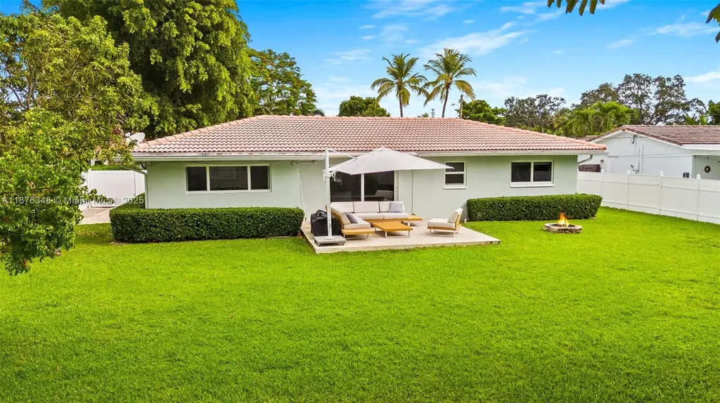 1180 SW 17th Street Boca Raton FL 33486