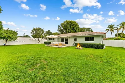 1180 SW 17th Street Boca Raton FL 33486