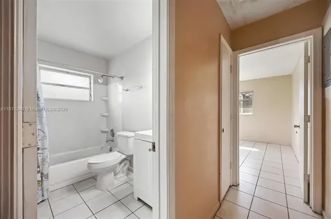 5710 NW 87th Terrace Tamarac FL 33321