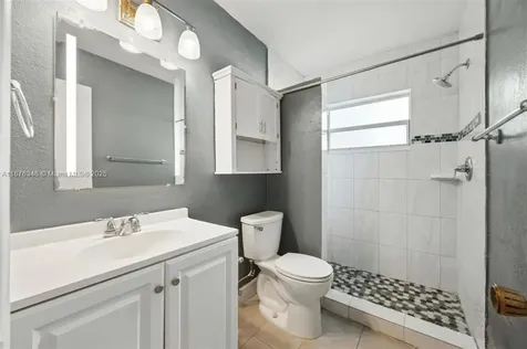 5710 NW 87th Terrace Tamarac FL 33321