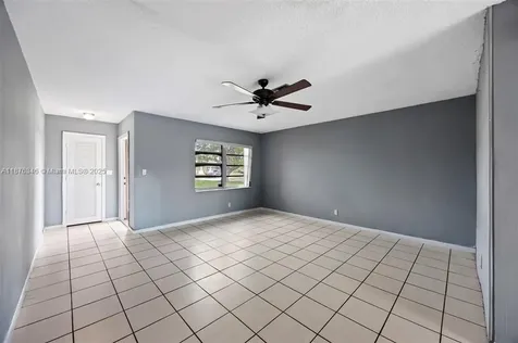 5710 NW 87th Terrace Tamarac FL 33321