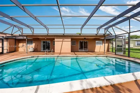 5710 NW 87th Terrace Tamarac FL 33321