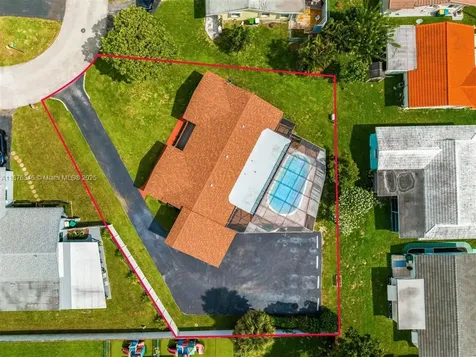 5710 NW 87th Terrace Tamarac FL 33321