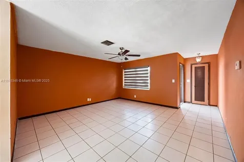5710 NW 87th Terrace Tamarac FL 33321