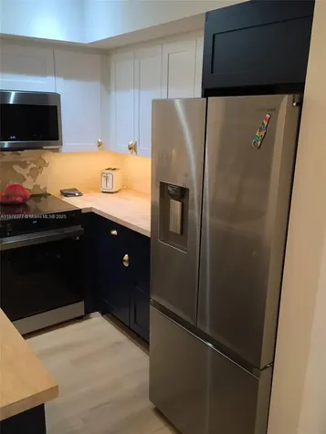 839 NW 13th Avenue Fort Lauderdale FL 33311