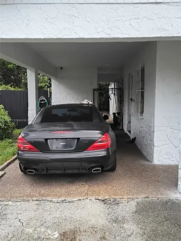 839 NW 13th Avenue Fort Lauderdale FL 33311