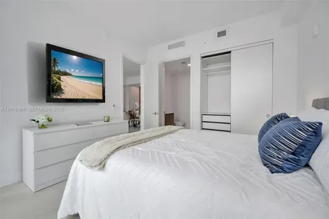 17550 Collins Avenue Sunny Isles Beach FL 33160