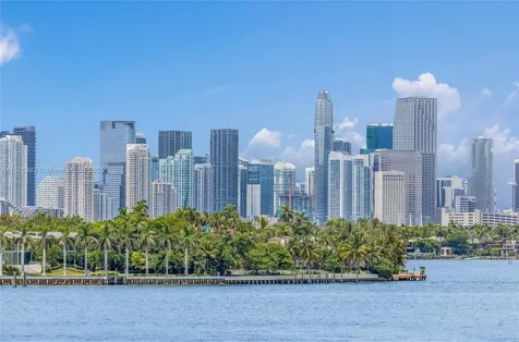 1228 West Avenue Miami Beach FL 33139