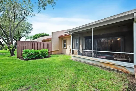 9906 Malvern Drive Tamarac FL 33321