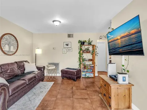 13666 SW 116th Lane Miami FL 33186