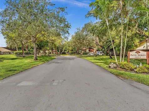 13666 SW 116th Lane Miami FL 33186