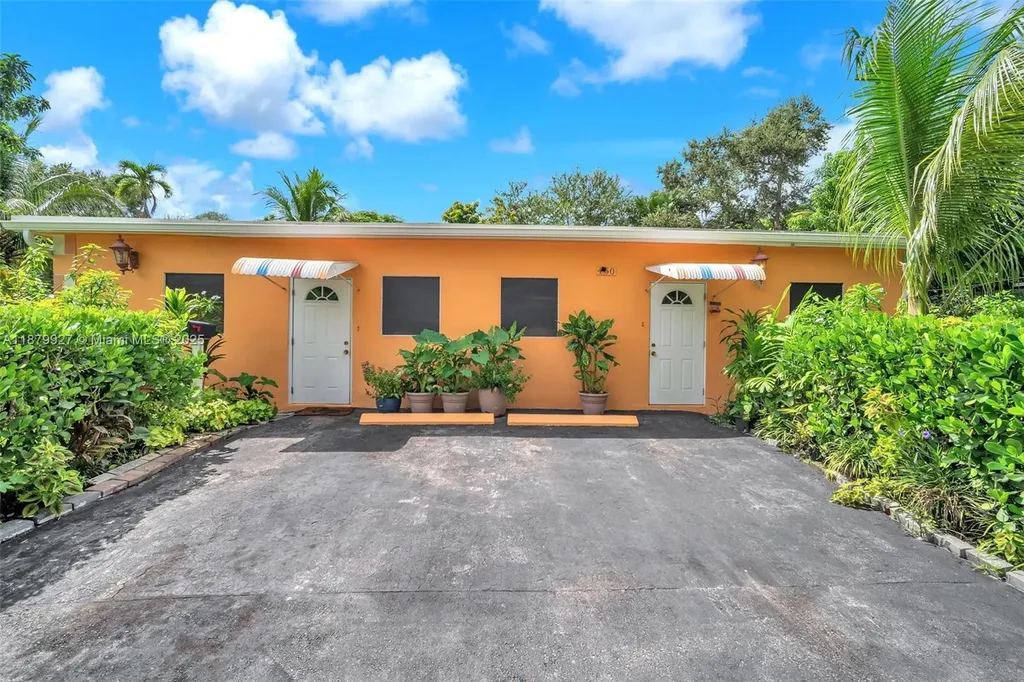 460 NE 132nd Street North Miami FL 33161