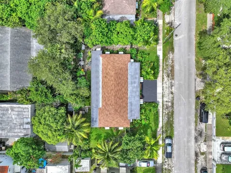 460 NE 132nd Street North Miami FL 33161
