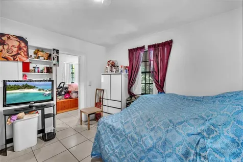 460 NE 132nd Street North Miami FL 33161