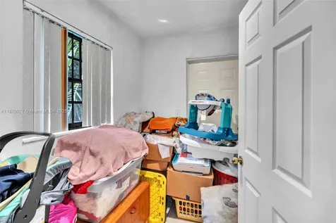 460 NE 132nd Street North Miami FL 33161