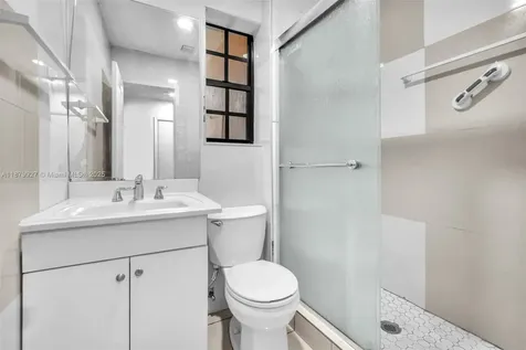 460 NE 132nd Street North Miami FL 33161