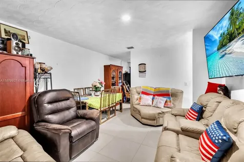 460 NE 132nd Street North Miami FL 33161